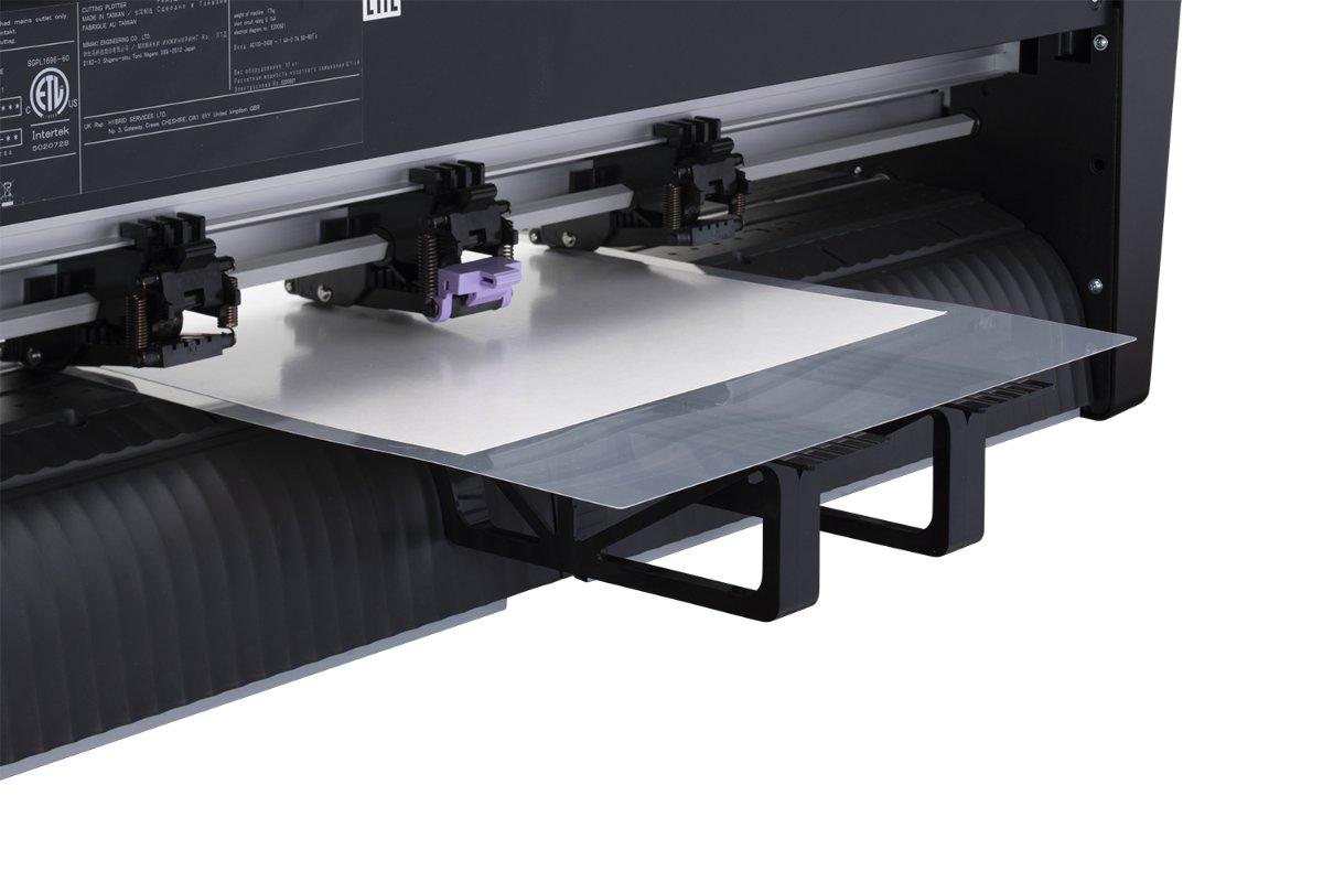 rezhushchiy_plotter_mimaki_cg_ar