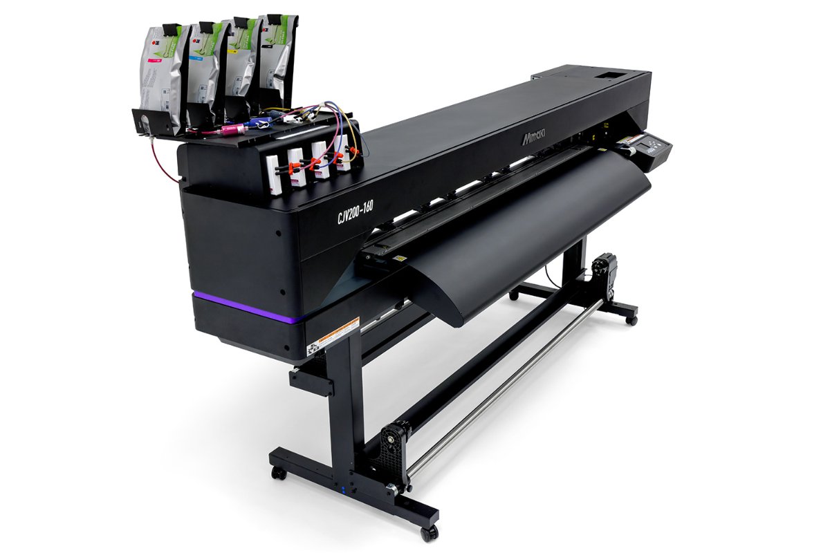 solventnyy_printer_s_funktsiey_rezki_mimaki_cjv200
